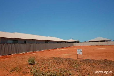 Property photo of 17 Sameshima Gardens Bilingurr WA 6725