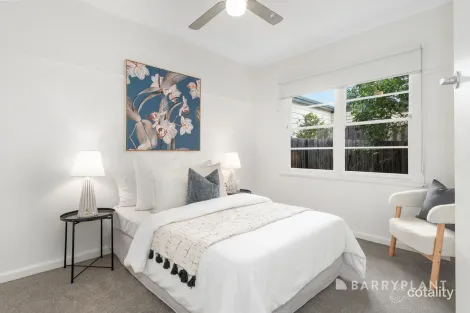 Property photo of 13 Iona Avenue Belmont VIC 3216