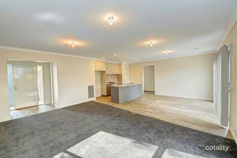 Property photo of 2/25 Melbourne Road Creswick VIC 3363