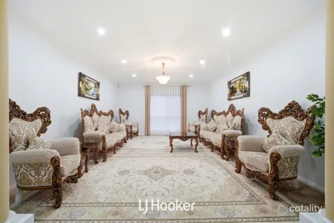 Property photo of 385 Ormond Road Narre Warren South VIC 3805