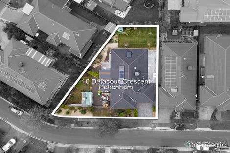 Property photo of 10 Delacour Crescent Pakenham VIC 3810