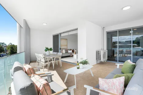 Property photo of 206/13 Rawlinson Street Murarrie QLD 4172