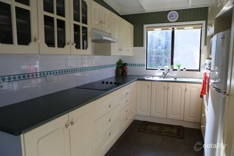 Property photo of 33 Fishermans Crescent North Narooma NSW 2546