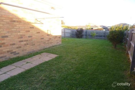 Property photo of 1 Nia Court Carrum Downs VIC 3201