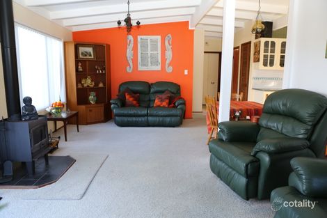 Property photo of 33 Fishermans Crescent North Narooma NSW 2546