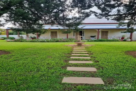 Property photo of 36-38 Manildra Street Narromine NSW 2821