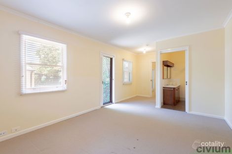 Property photo of 38 Devonport Street Lyons ACT 2606