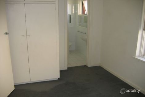Property photo of 18/122 Beaconsfield Parade Albert Park VIC 3206