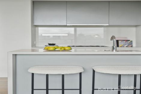 Property photo of 901/1 Dyer Street Richmond VIC 3121