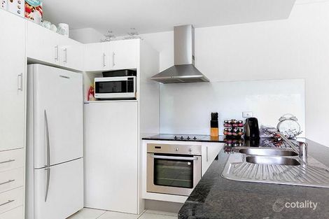 Property photo of 2/35 Dunmore Terrace Auchenflower QLD 4066