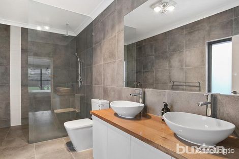 Property photo of 48 Buckingham Road Newtown VIC 3220