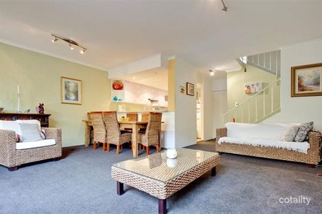Property photo of 32/2 Forest Road Warriewood NSW 2102