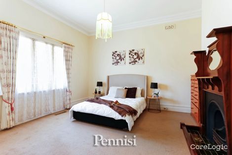 Property photo of 54 Robb Street Essendon VIC 3040