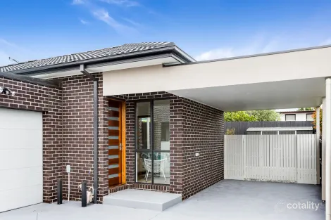 2/677 Warrigal Rd, Bentleigh East, VIC 3165