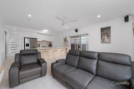Property photo of 27 Peak Circuit Cosgrove QLD 4818