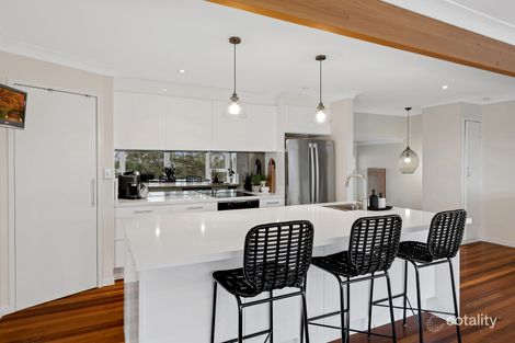 Property photo of 10 Gem Road Kenmore QLD 4069