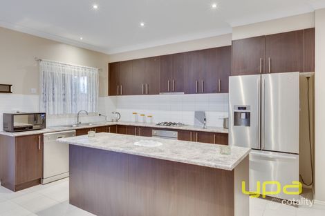Property photo of 2/231 Thames Boulevard Tarneit VIC 3029