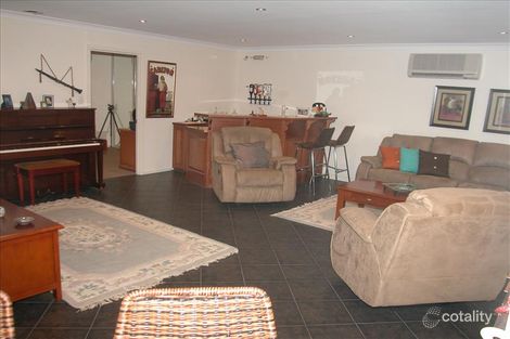 Property photo of 8 Katarama Road Fairview Park SA 5126