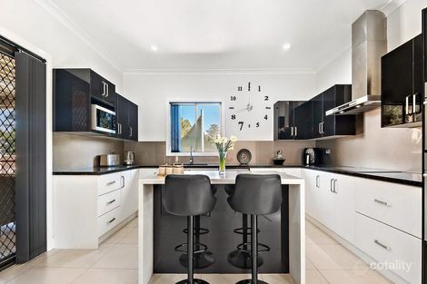 Property photo of 4 Woodberry Road Tarro NSW 2322