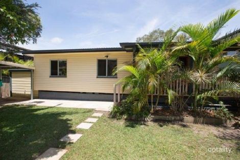 Property photo of 191 Scarborough Road Scarborough QLD 4020