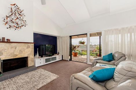 Property photo of 2 Gillen Close Westlake QLD 4074