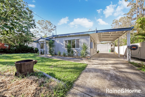 8 Warringah Gr, Petrie, QLD 4502