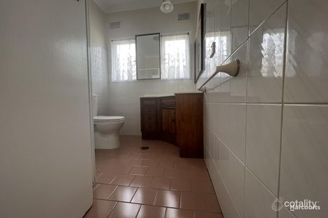 Property photo of 43 Bradbury Avenue Bradbury NSW 2560