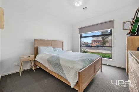 Property photo of 122 Stonehill Drive Maddingley VIC 3340