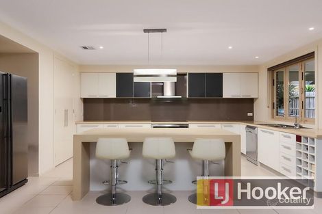 Property photo of 9 Charmouth Place Narre Warren South VIC 3805