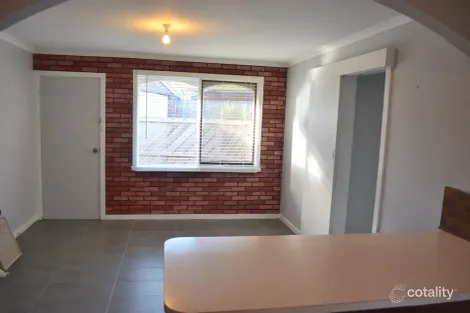 Property photo of 3 Flake Court Diggers Rest VIC 3427