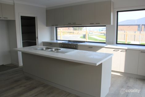 Property photo of 16 Howe Retreat Traralgon VIC 3844