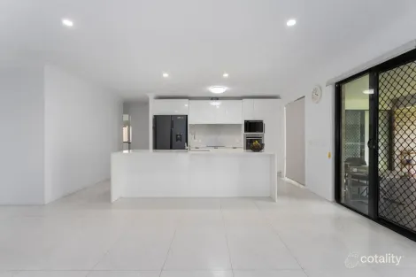 Property photo of 46 Freshwater Drive Berrinba QLD 4117