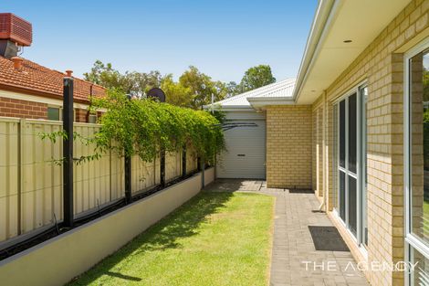 Property photo of 22 Brenchley Drive Atwell WA 6164