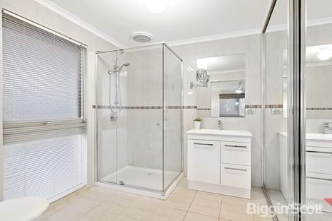 Property photo of 16 Threadbow Crescent Wheelers Hill VIC 3150