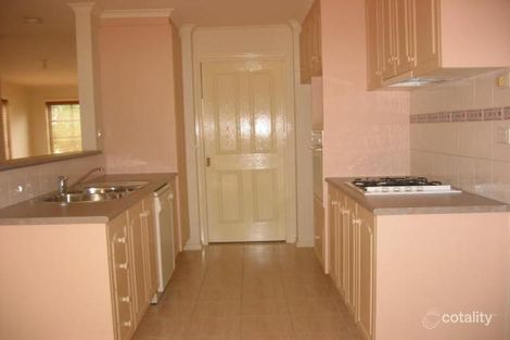 Property photo of 6 Botanic Walk Mont Albert North VIC 3129