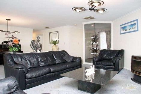 Property photo of 2 Hispano Drive Woodcroft SA 5162