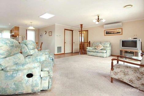 Property photo of 4 Stanton Close Mount Martha VIC 3934