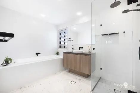 Property photo of 24 Spinnaker Boulevard Newport QLD 4020