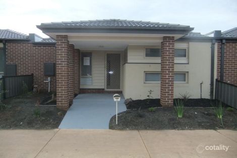 42 Tom Roberts Pde, Point Cook, VIC 3030