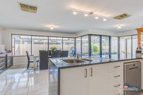 Property photo of 19 Waterlily Close Huntingdale WA 6110