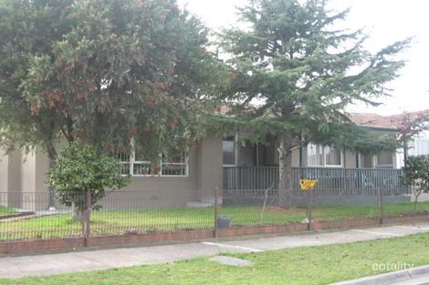 1 Melton Ct, Dallas, VIC 3047