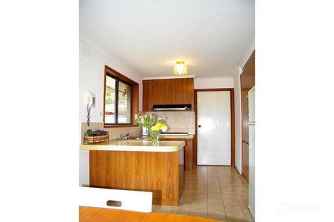 Property photo of 3 Twofold Close Dingley Village VIC 3172