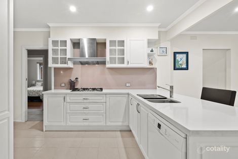Property photo of 43 Hampstead Crescent Glen Waverley VIC 3150