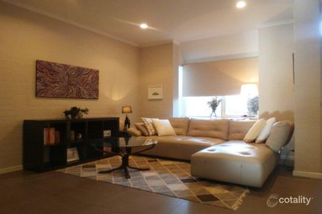 Property photo of 2/31 Flemington Street Travancore VIC 3032