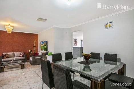 Property photo of 10 Pike Close Narre Warren South VIC 3805