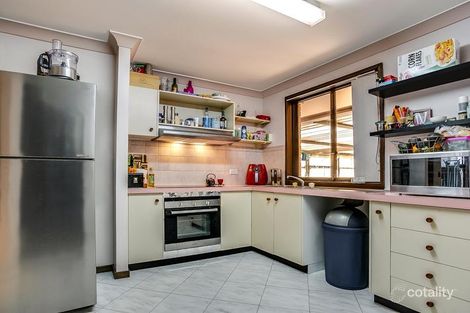 Property photo of 16 Orlando Place Edensor Park NSW 2176