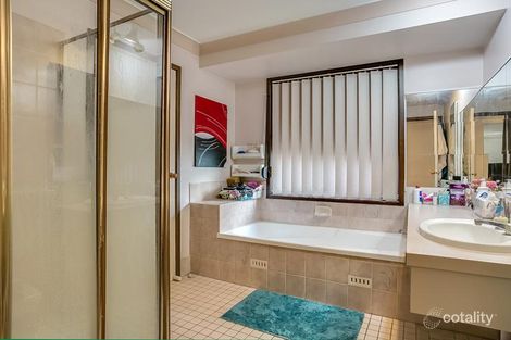 Property photo of 16 Orlando Place Edensor Park NSW 2176