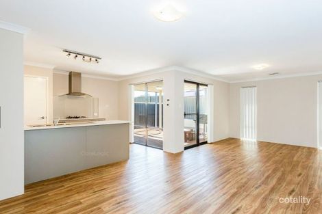 Property photo of 6 Barrington Approach Lakelands WA 6180