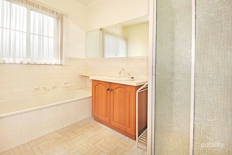 Property photo of 1/1 Paley Court Alfredton VIC 3350