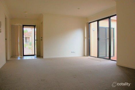 Property photo of 7/24 Amsonia Court Arundel QLD 4214